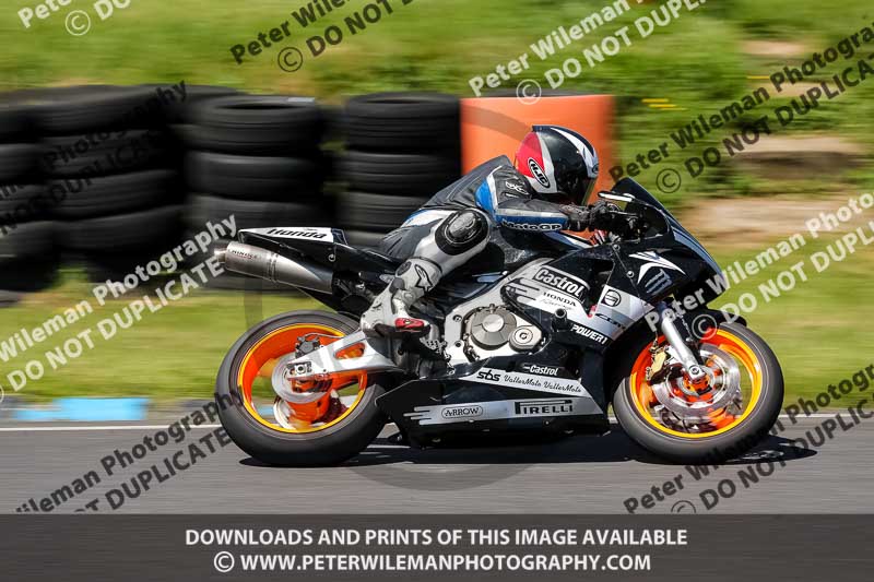 enduro digital images;event digital images;eventdigitalimages;lydden hill;lydden no limits trackday;lydden photographs;lydden trackday photographs;no limits trackdays;peter wileman photography;racing digital images;trackday digital images;trackday photos